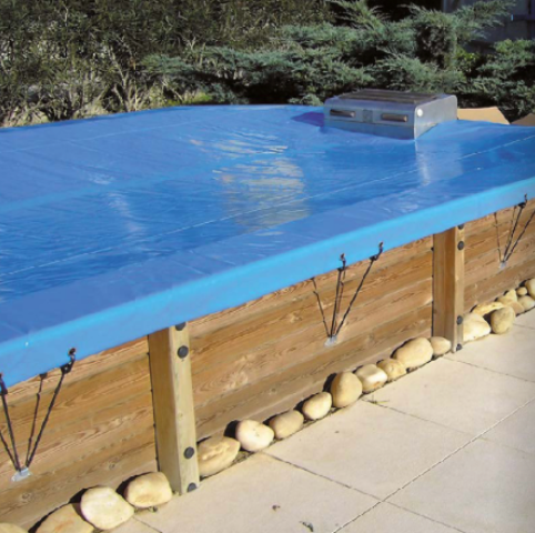 Filet pour couverture automatique piscine polypropylène 150 g/m² — sangles coulissantes fourreaux, renforts PVC triangulaires