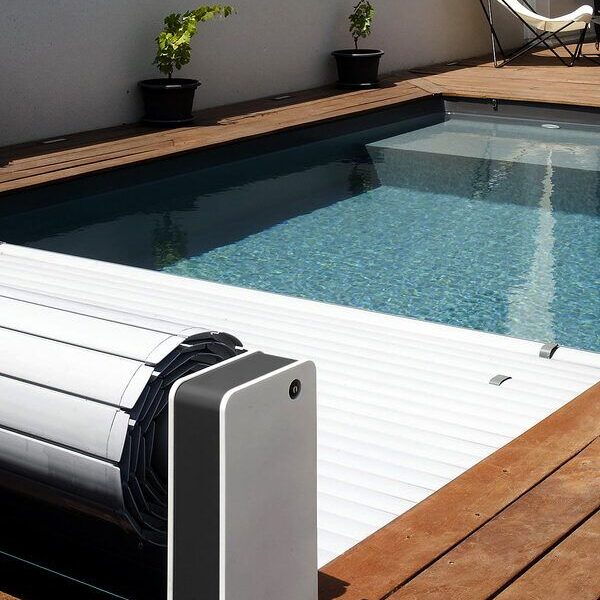 Volet de piscine hors-sol Sveltéa